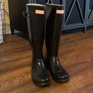 Black Tall Hunter Rain Boots